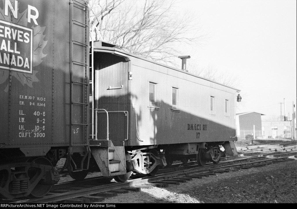 DMCI Caboose 17